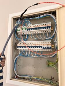 Electricidad, iluminación y seguridad